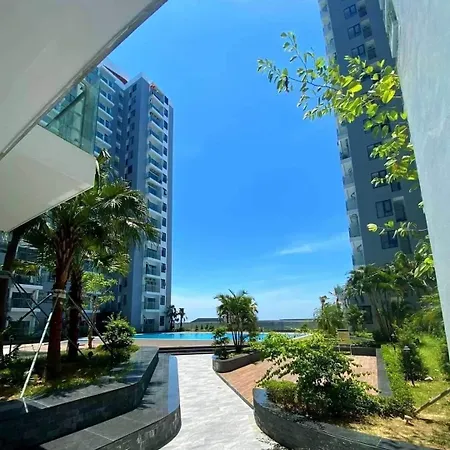 Tom Appartment Gym And Pool Free, Hue Exterior photo